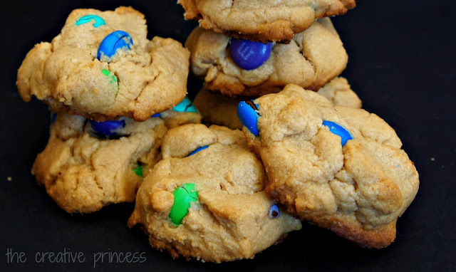 Saying Thanks with Peanut Butter and M&M Cookies #shop #BakingIdeas #cbias