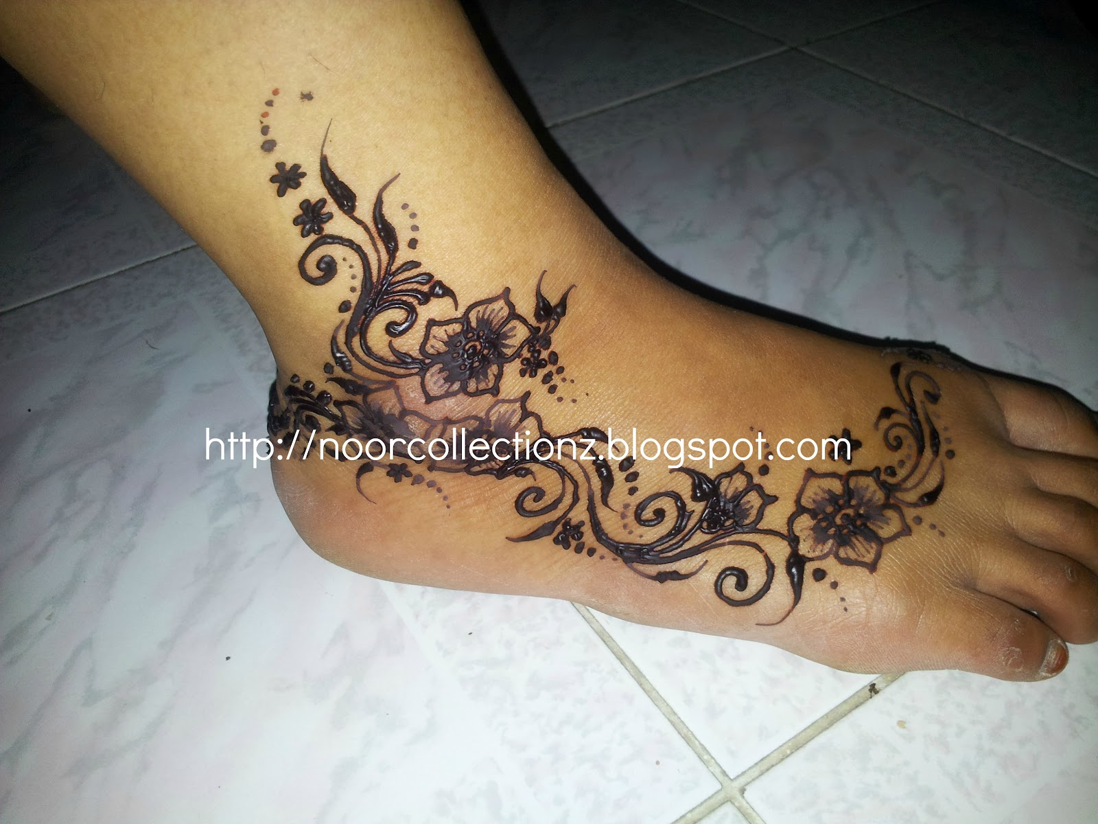 PERKHIDMATAN UKIRAN INAI PENGANTIN Henna Inai Simple Design PERKHIDMATAN UKIRAN INAI PENGANTIN Henna Inai Simple Design