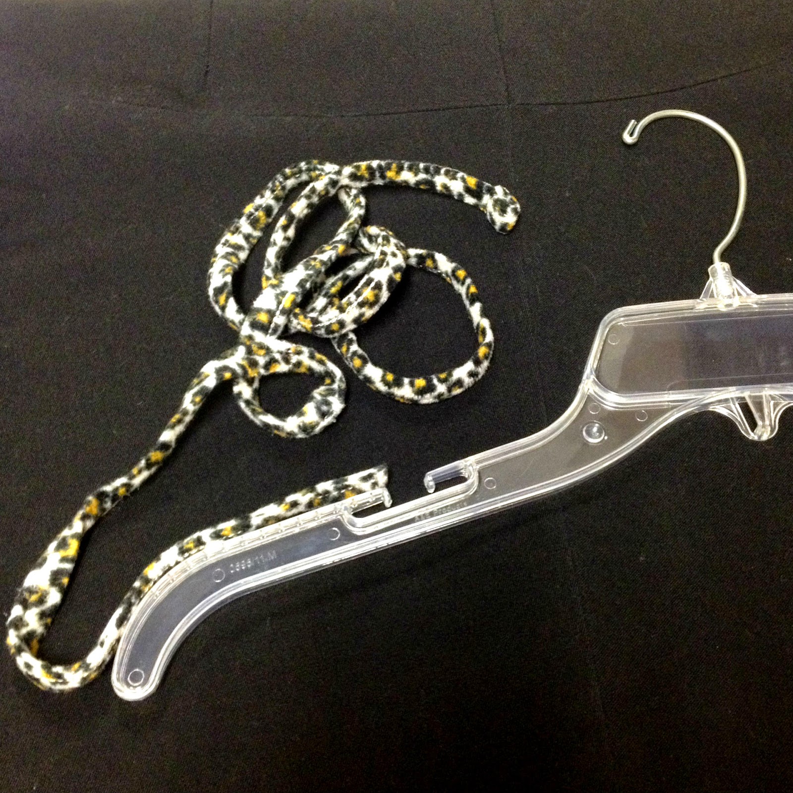 BEAUTY101BYLISA Clothes Hanger Hacks