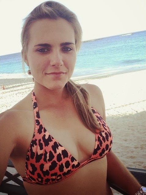 Lexi Thompson Bikini Pics.