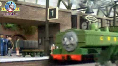 Thomas and friends Gordon and Duck chuffed gently into Sodor Knapford station platform number one