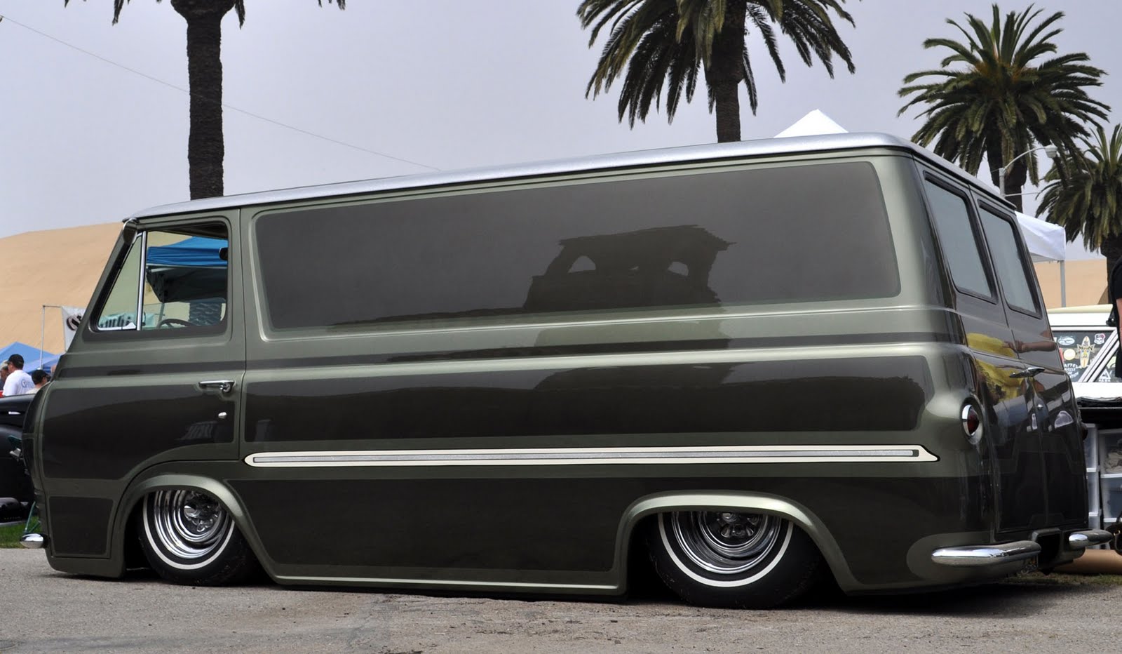 Pin by Rob McInteer on Cars Cool vans, Vintage vans, Old school vans