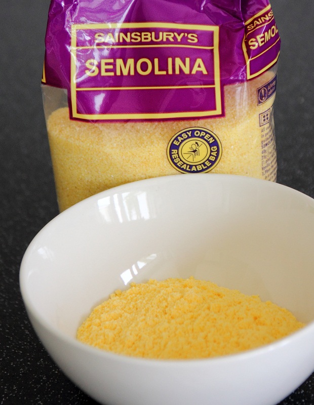 Presbyopic Shopping Semolina Bread