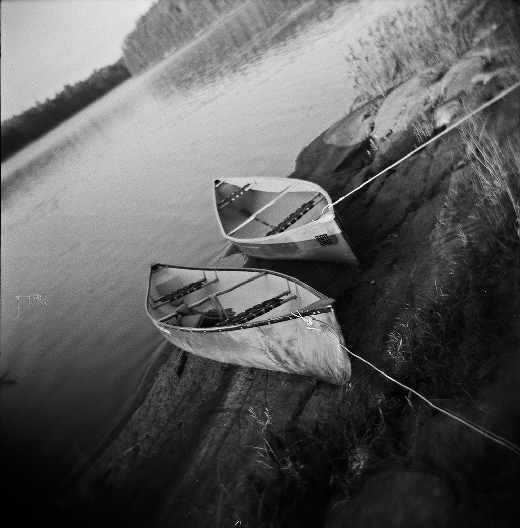 The Tuque Souq Discovery with a Paddle Canoeing the Restoule and