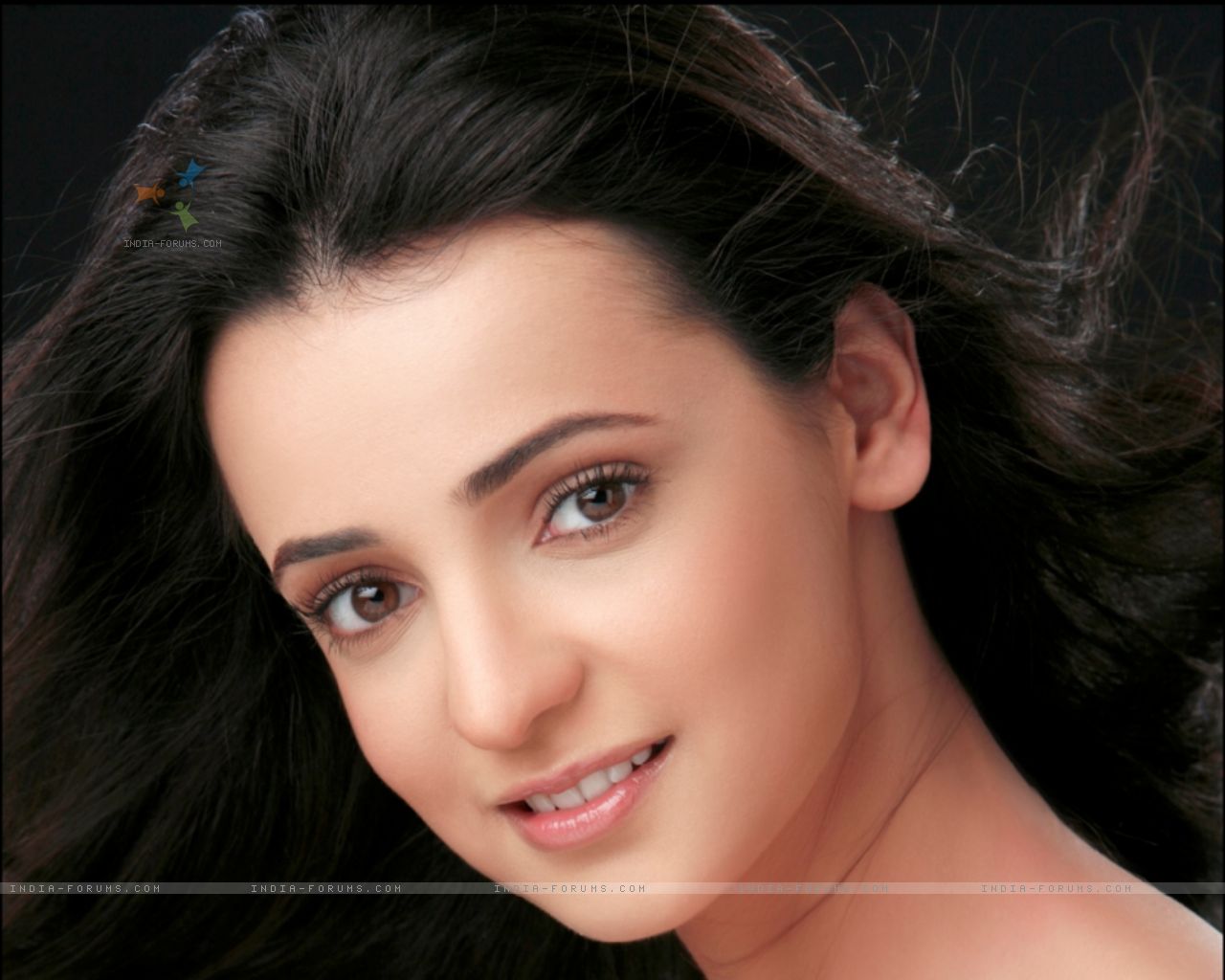 http://4.bp.blogspot.com/-fhocmXhpA5g/TotMd25ZI9I/AAAAAAAADXk/SNU_rY-f9YI/s1600/39205-sanaya-irani.jpg