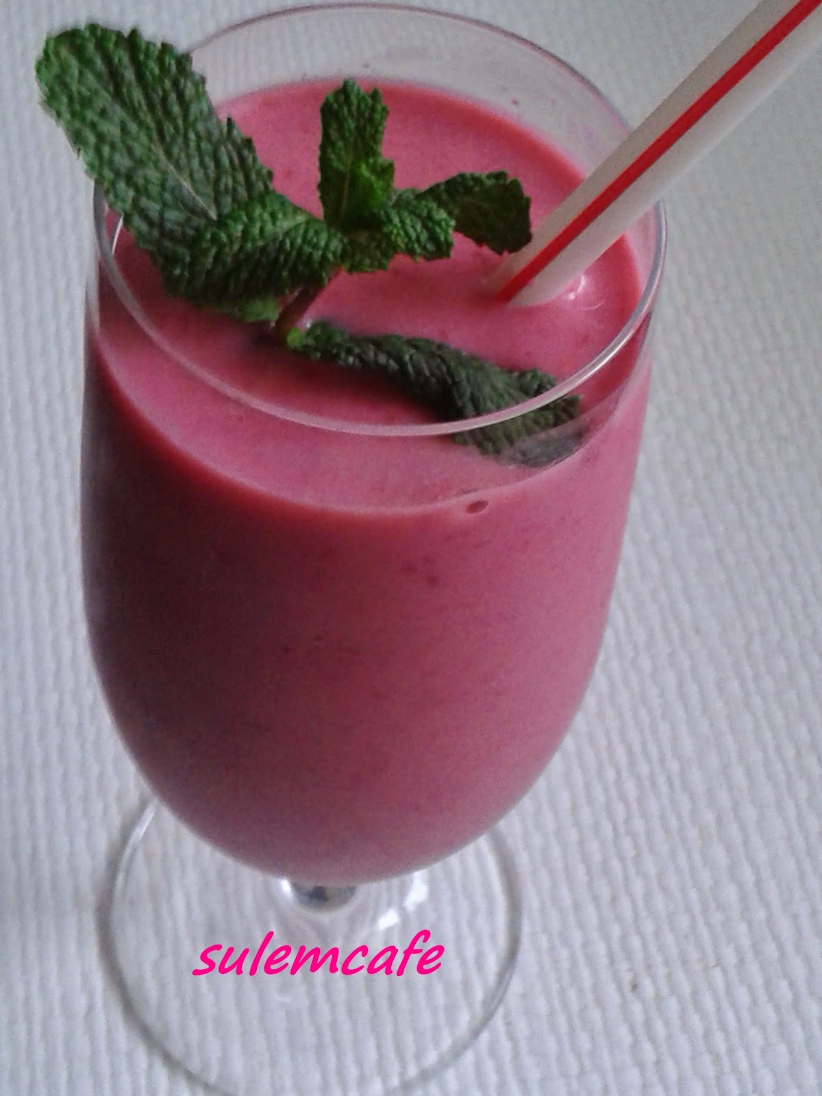 3 Sağlıklı Smoothies Tarifi 3 Sağlıklı Smoothies Tarifi