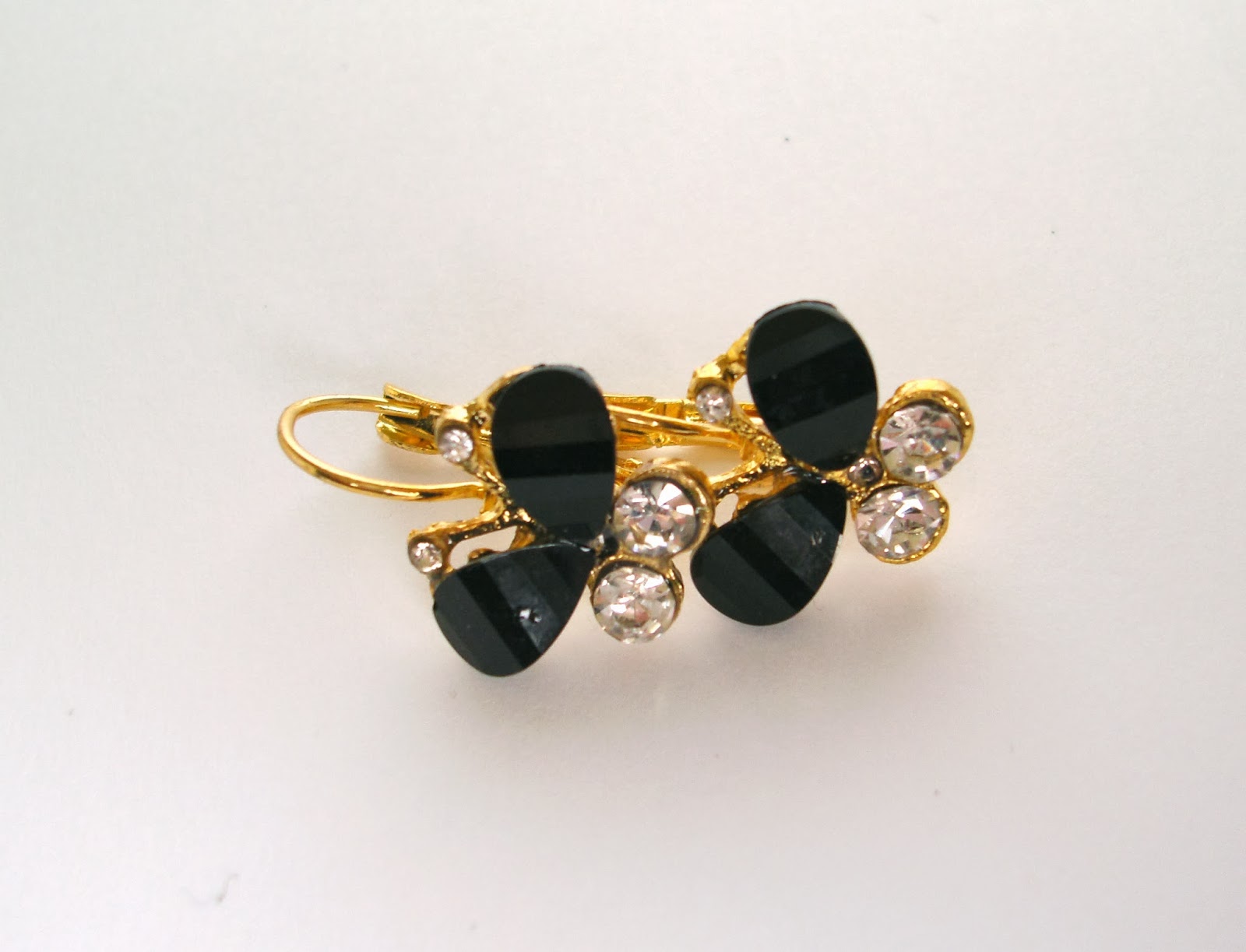 Rhinestone Embellished Butterfly Shape Earrings Korea Fashion Sweet Girl Rhinestone Embellished Butterfly Shape Earrings