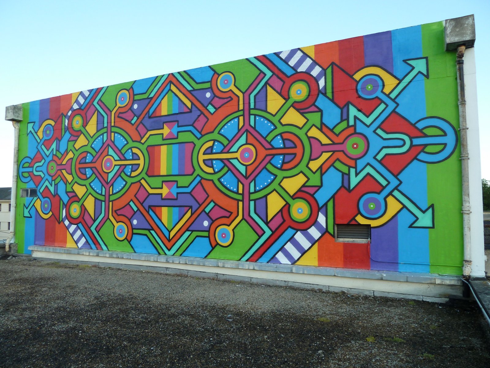 Seize Happywallmaker New Mural In Reims, France StreetArtNews