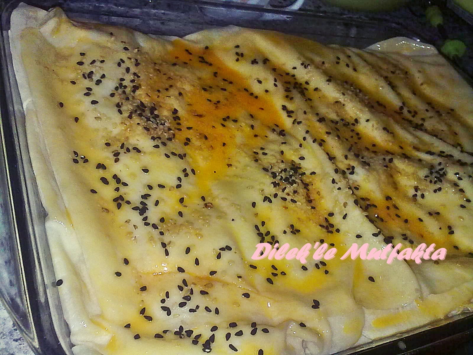 Fırında Yufkalı Makarna Böreği Dilek'le Mutfakta