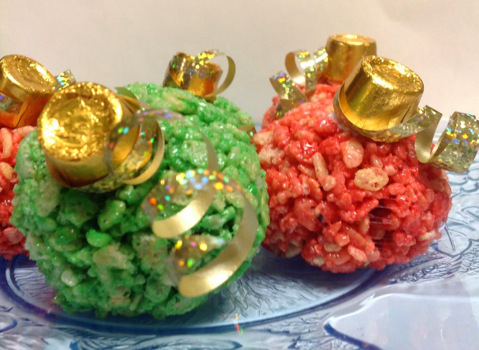 Weightloss, Recipes and DIY with Kari: Rice Krispie Treat Ornaments