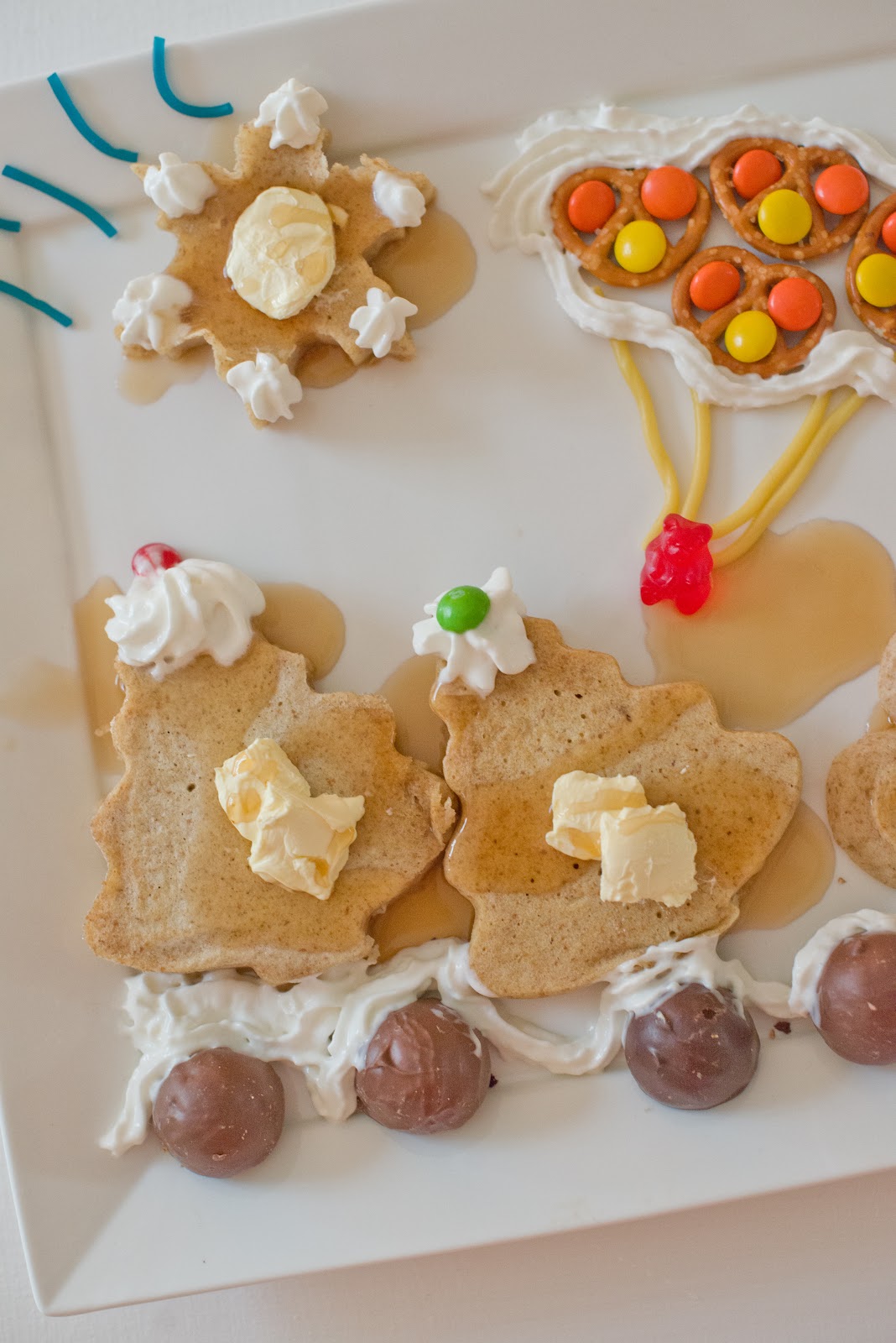 Domestic Fashionista Christmas Shaped Cookie Cutter Pancakes