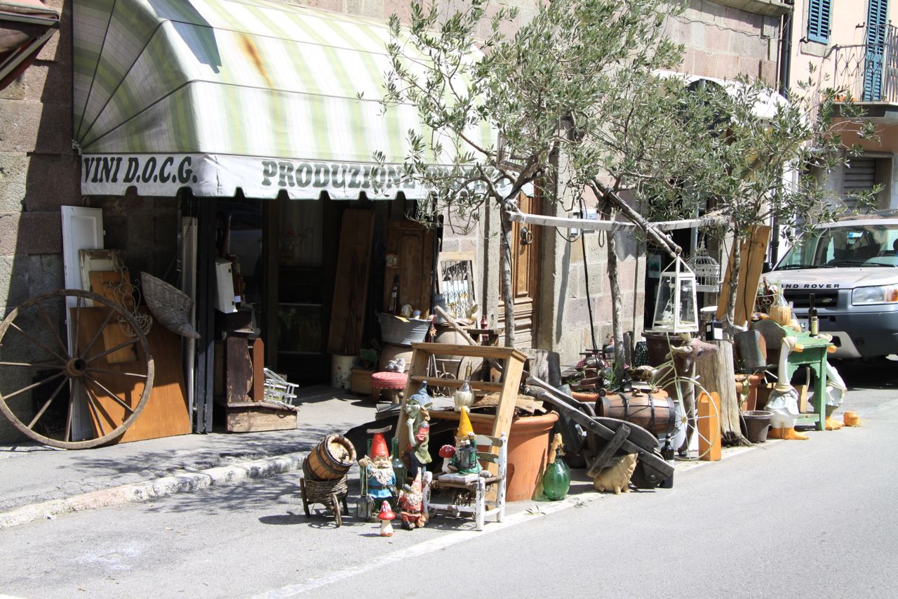 Vivere a pierino: il negozio di pinzi pinzuti Tende da interno city