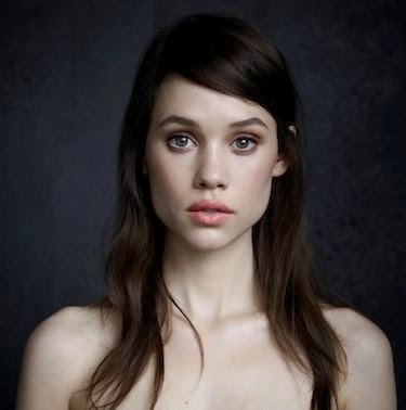 Berges frisbey topless astrid 