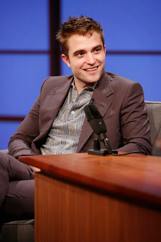 19 Junio - Rob en Late Night con Seth Meyers!!! PATTINSONLIFE-SM061714+(6)