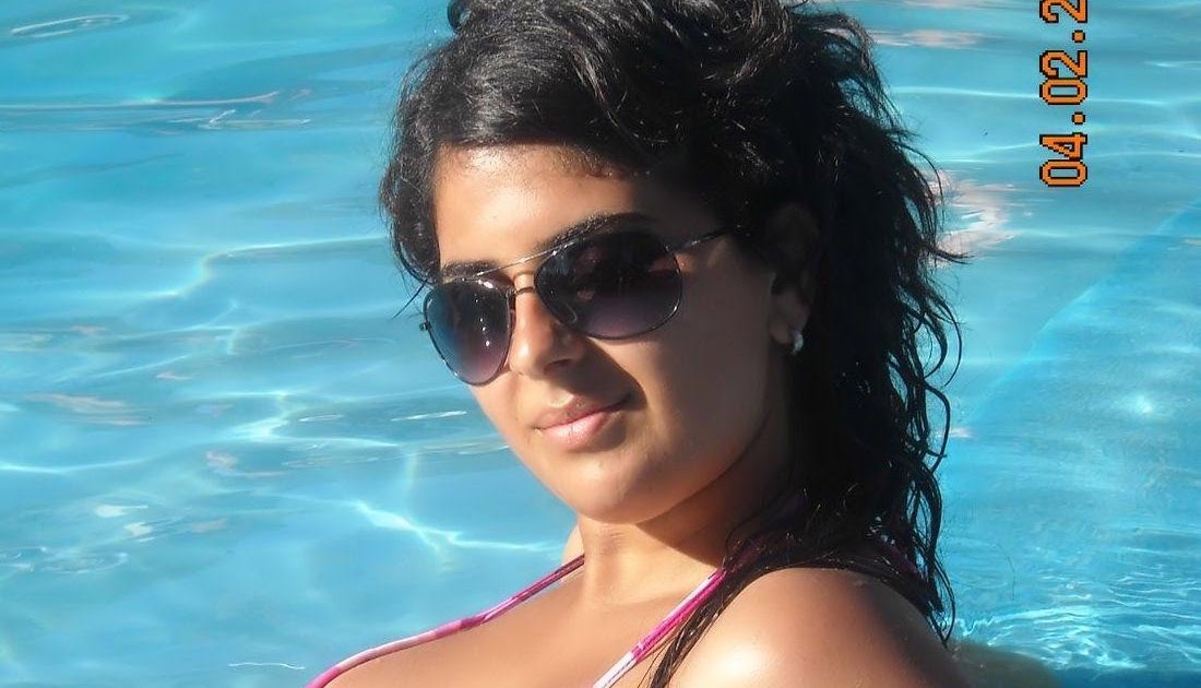 karin australian girls in bikini pool Exclusive Celebrity World Queen's