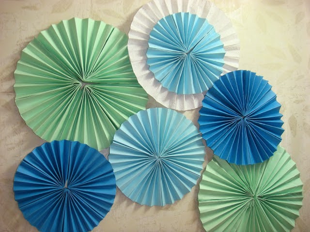 Paper fan flower