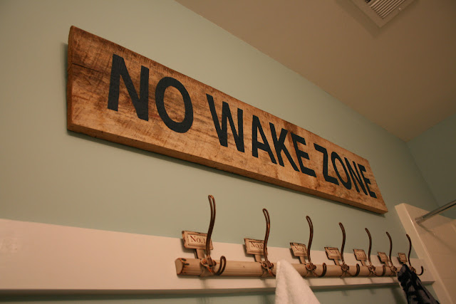 How to make a 'No Wake Zone' sign on reclaimed wood.  No Wake Zone signs remind boaters to slow down. | The Lowcountry Lady