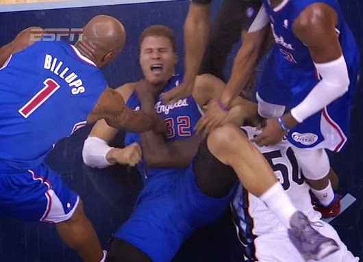 zach-randolph-chokes-blake-griffin.jpg