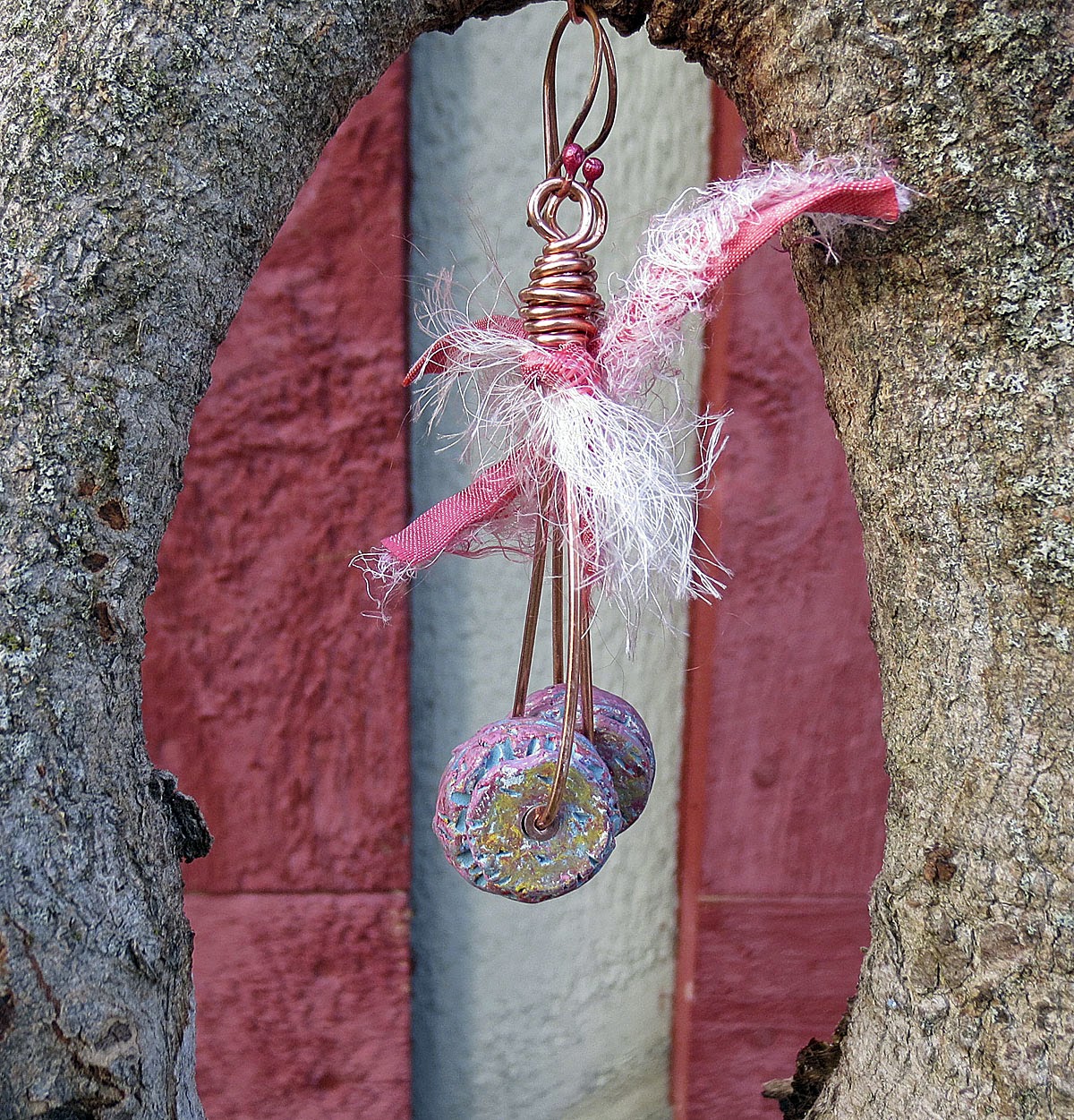 Art Bead Scene Blog Tutorial TuesdaySwinging Spinning Disk Earrings