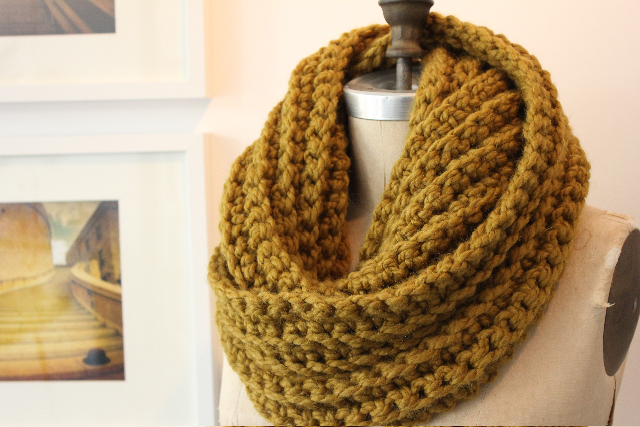 tricoter un foulard infini