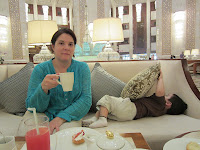 Tea with a toddler in Muscat, Oman