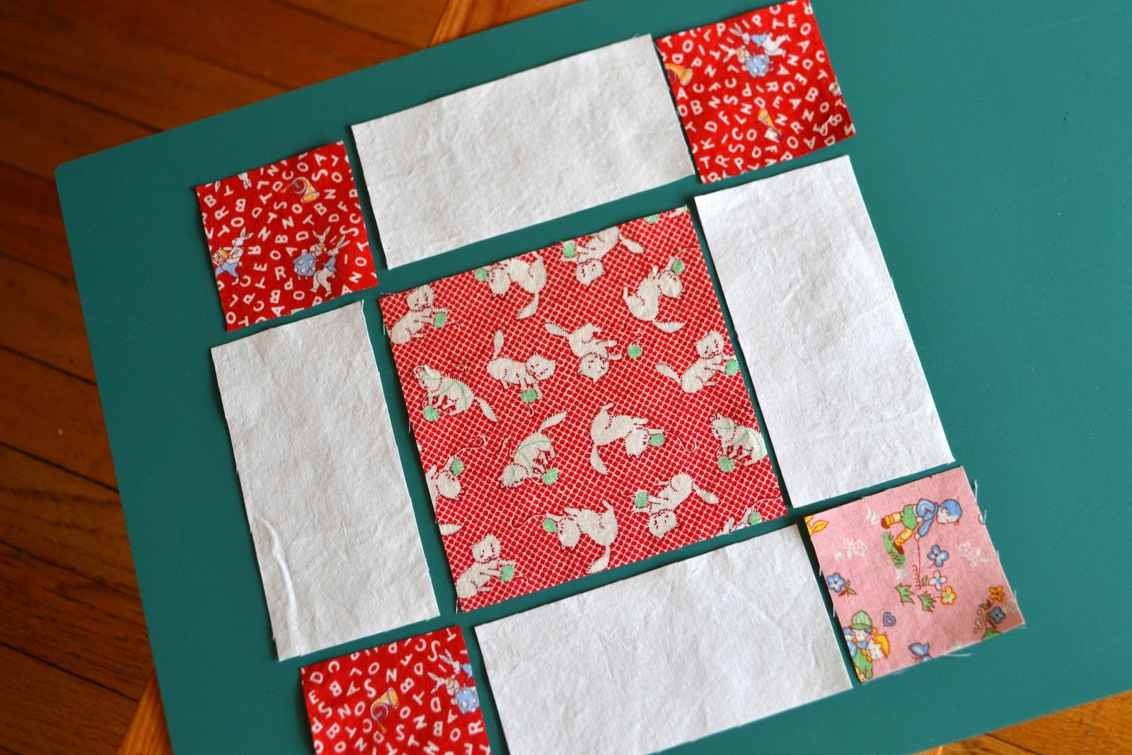 Hodgepodge Arty: quilt blocks.