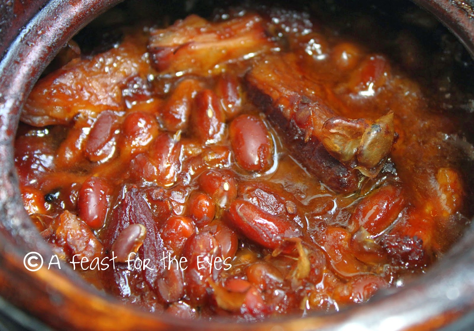 A Feast for the Eyes: Boston Baked Beans-- Bake 'em Low and Slow!