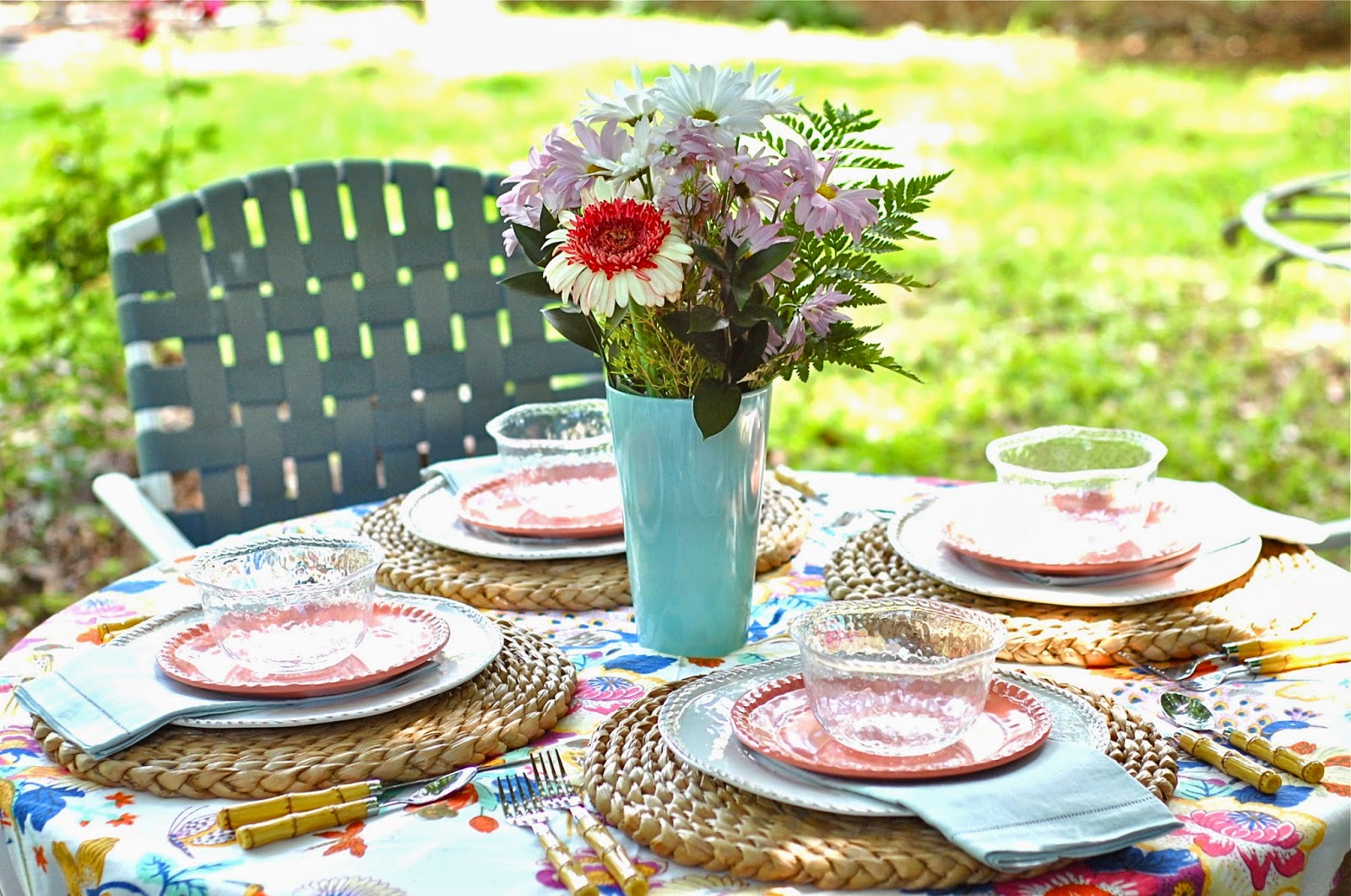 SavoirFlair Lunch In The Garden