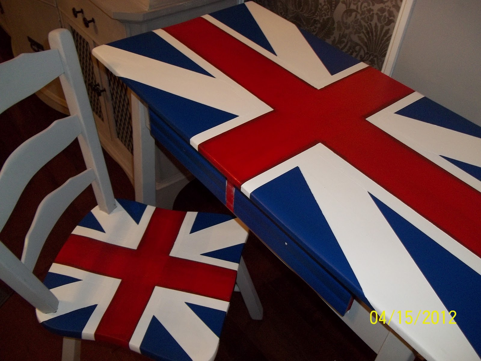 simply vintageous...by Suzan ENGLAND SWINGS (like a pendulum do )