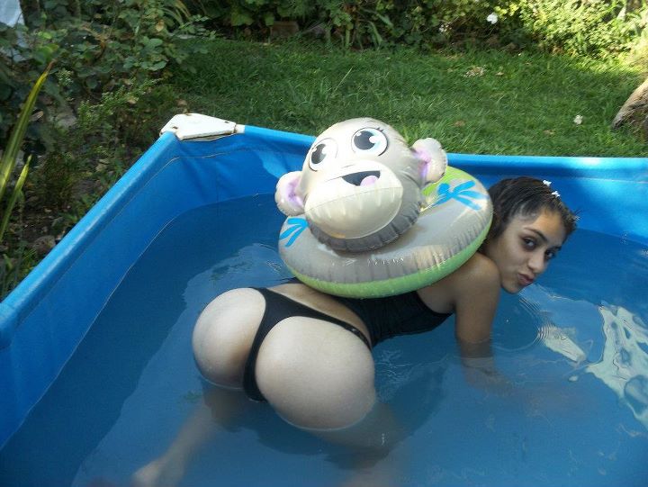 Verano caliente en la pileta