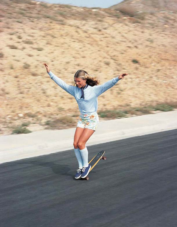 Oldschool Skateboard Girl vintage everyday