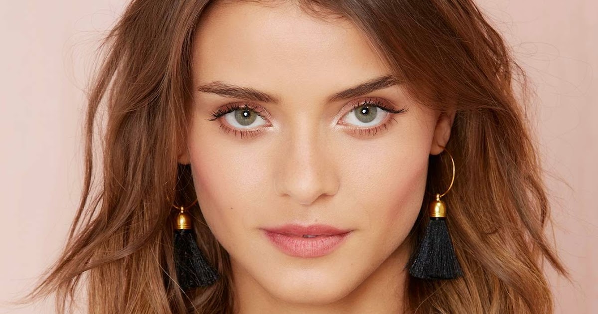 How to Chic MOST WANTED GOLD FLOWER CROWN THE TREND