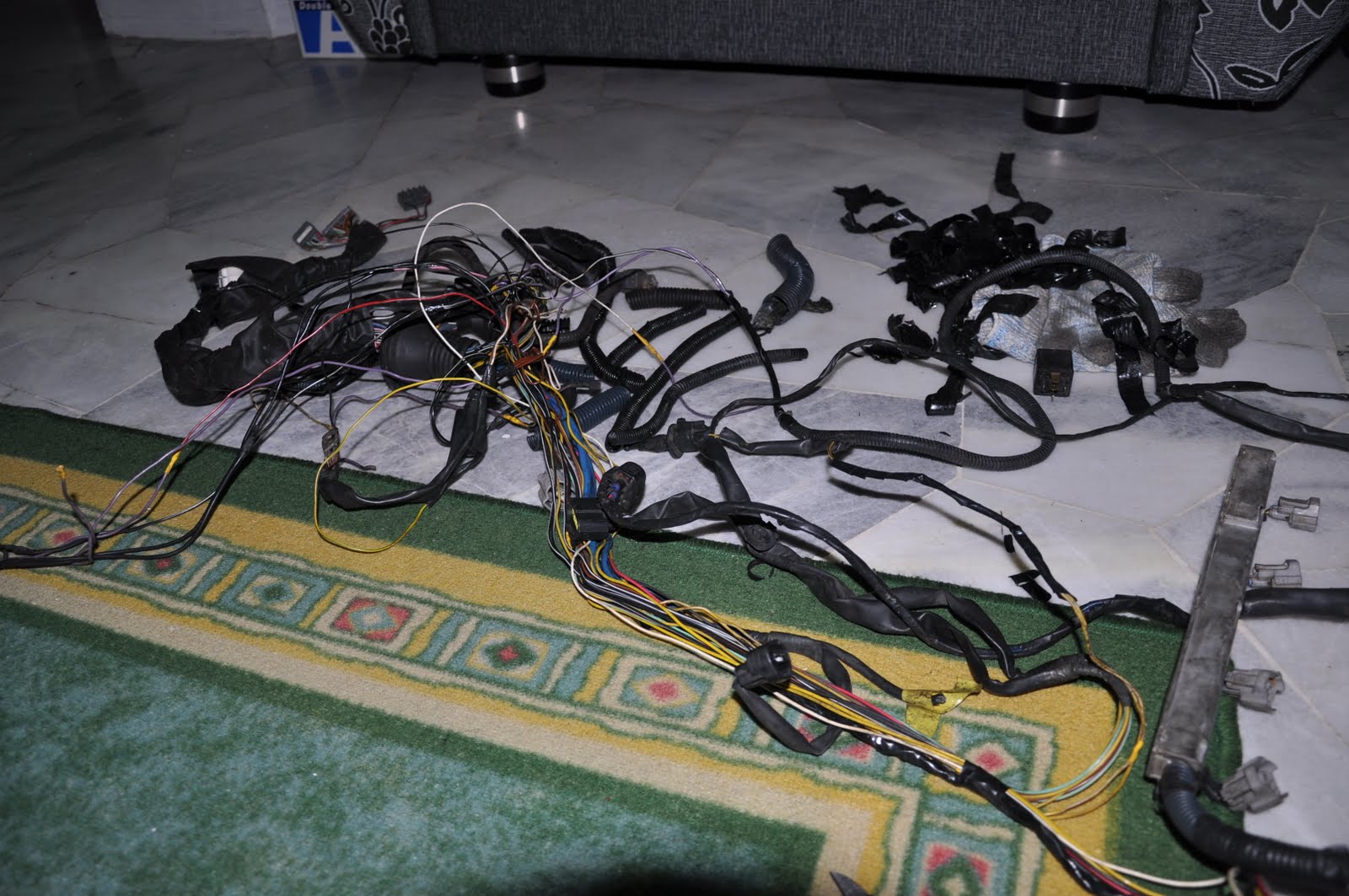 R.N.R AUTOSPORT VEHICLE WIRING AND ENGINE MANAGEMENT TUNING Project