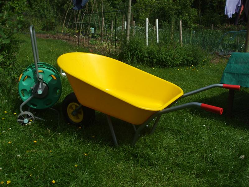 The Compost Bin Well matched with Argos )