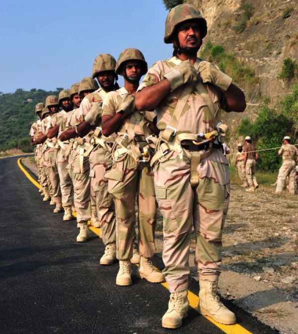 صور القوات المسلحة السعودية Joint+Exercise+%2528AL-SAMSAAM-IV-2011%2529+between+Pakistan+Army+and+Royal+Saudi+Land+Forces+near+Jhelum+%25284%2529