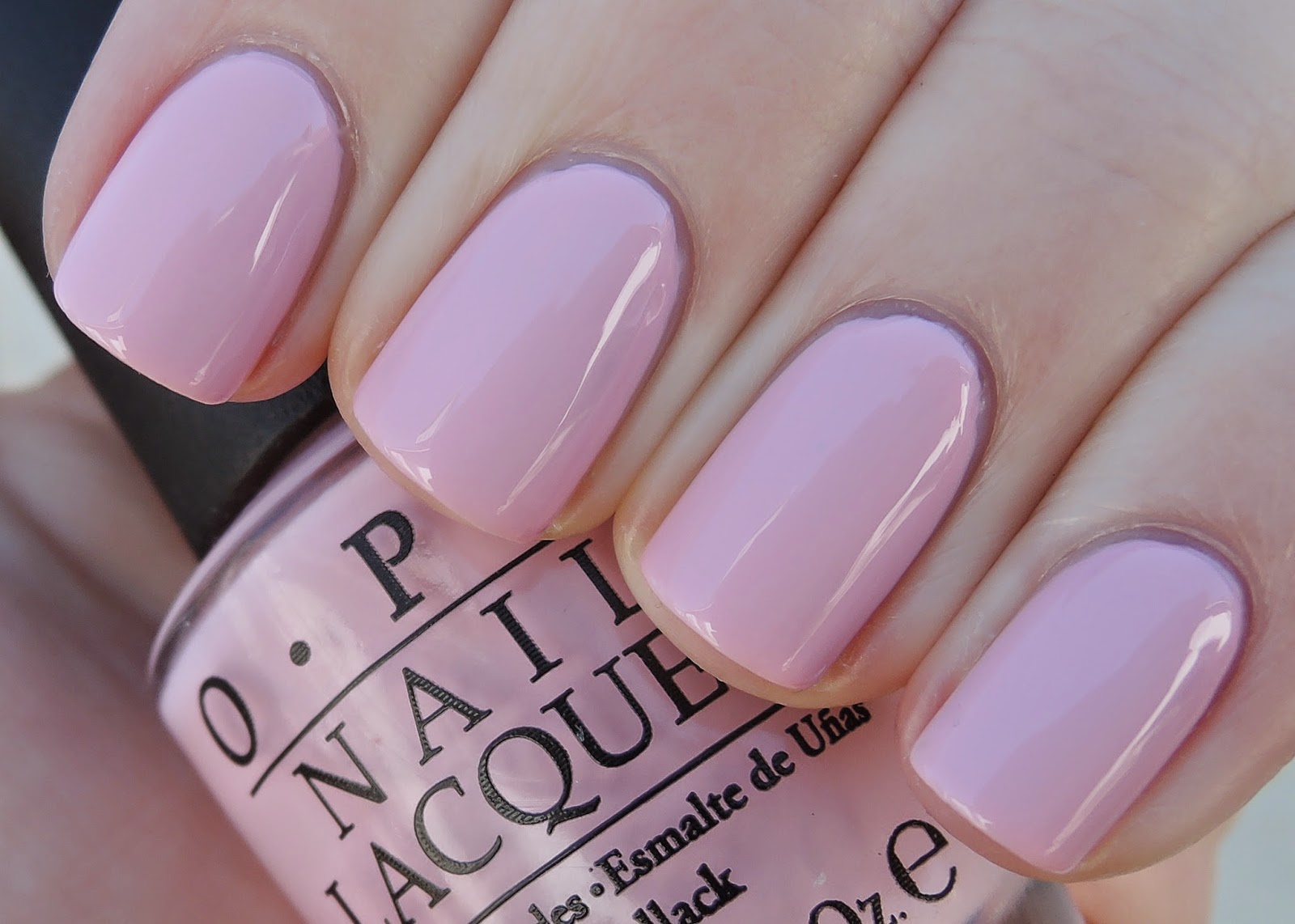 OPI Suzi Shops & Island Hops OPI Suzi Shops & Island Hops