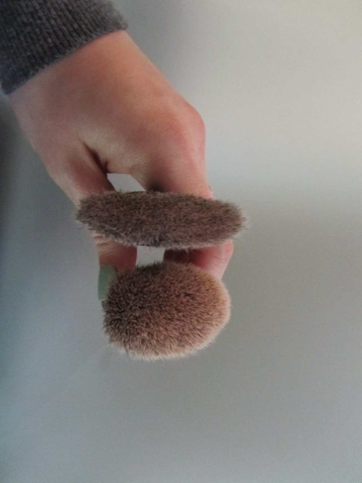 Blush & Baubles Battle of the Brushes Drugstore Contour Brushes