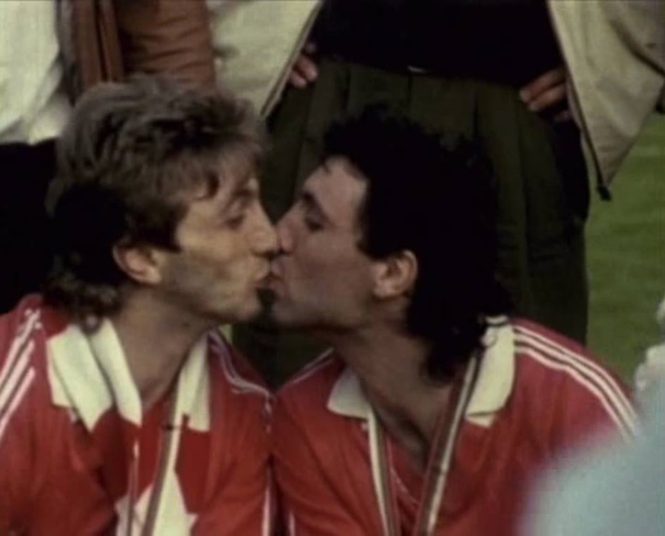 Trifon+%2526+Hristo+le+baiser.png