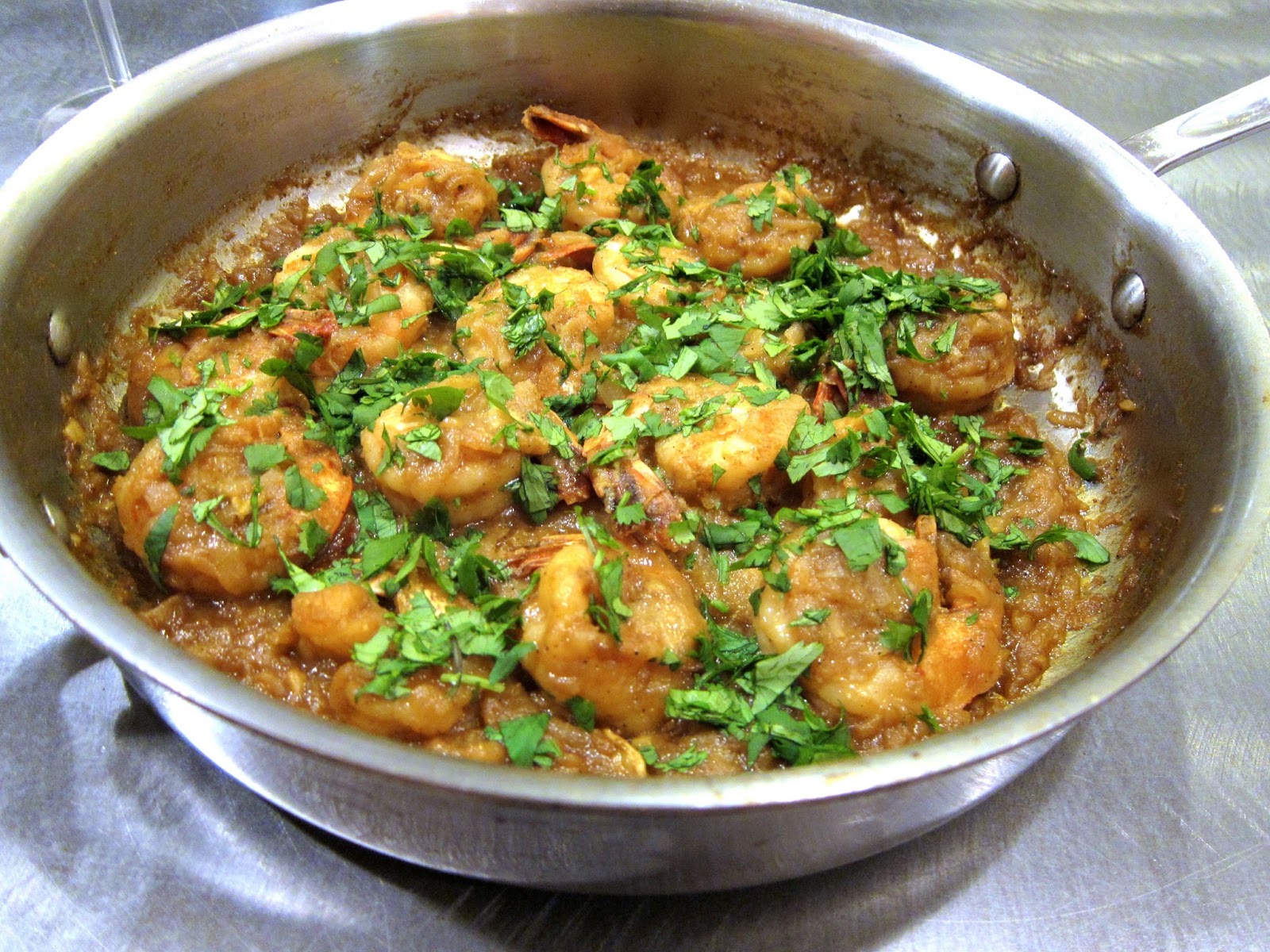 Alfi Blogger Caramelized Onion Curry Shrimp