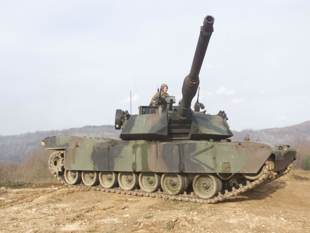 http://4.bp.blogspot.com/-g48F0iIp_kA/Tme98wV8KVI/AAAAAAAAQz0/XQ1Sp6e6W7w/s1600/M1A1_abrams_tank_6.jpg