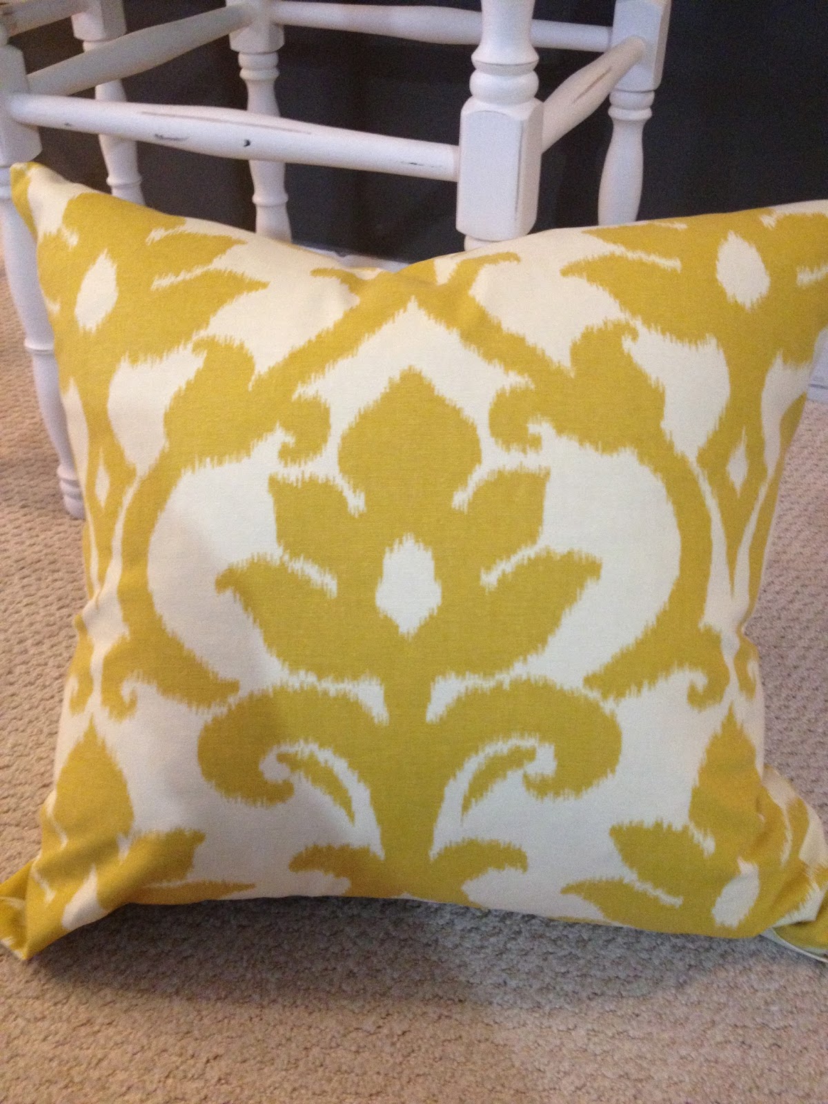 Kendall Boggs Fine Arts and Crafts How to Sew a Pillow a tutorial