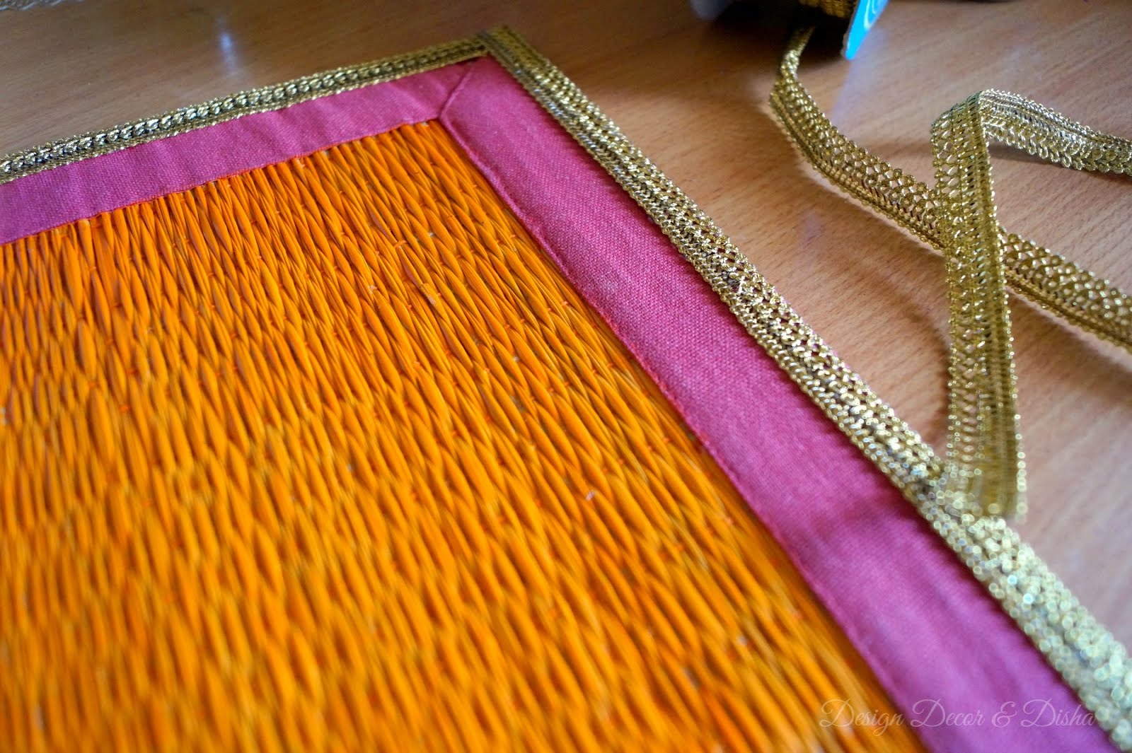Design Decor & Disha: DIY Painted Bamboo/Grass Placemats Design Decor & Disha: DIY Painted Bamboo/Grass Placemats