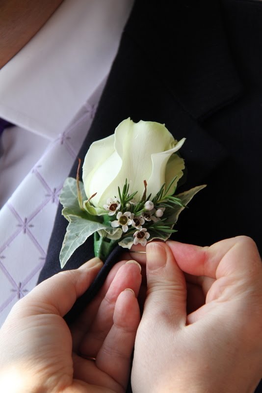 Flower Design Buttonhole & Corsage Blog White Rose Buttonholes Simple and Perfect