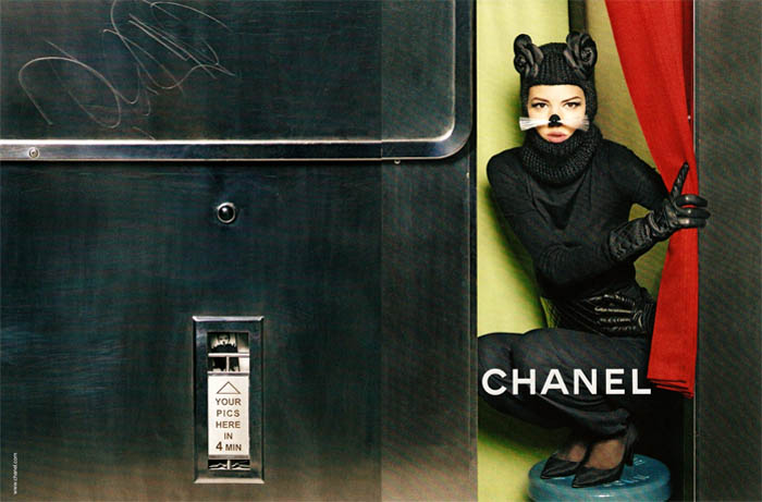 http://4.bp.blogspot.com/-g8F4kwXTLqQ/Tic8ycTzGcI/AAAAAAAAAaU/sIRuIhcX1M4/s1600/chanel_fall_ad_Campaign_advertising_2011_2012.jpg
