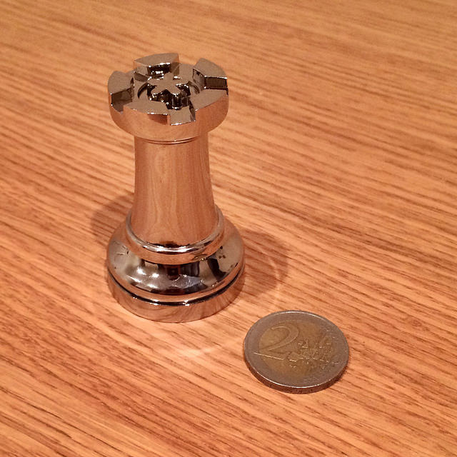 Puzzle Paradox Chess Piece Puzzles (Hanayama)