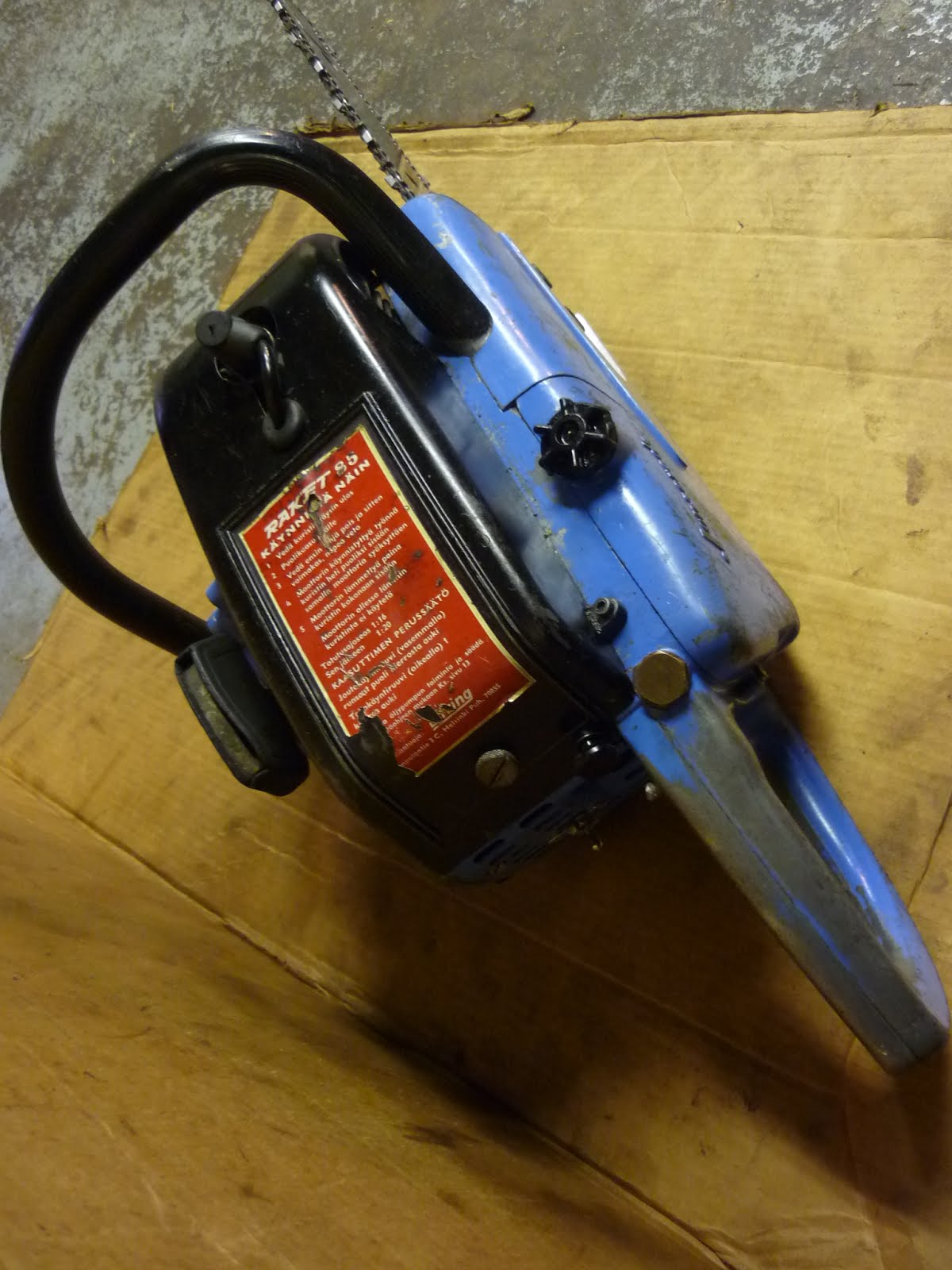 VINTAGE CHAINSAW COLLECTION JONSERED GROUP OF SAWS.