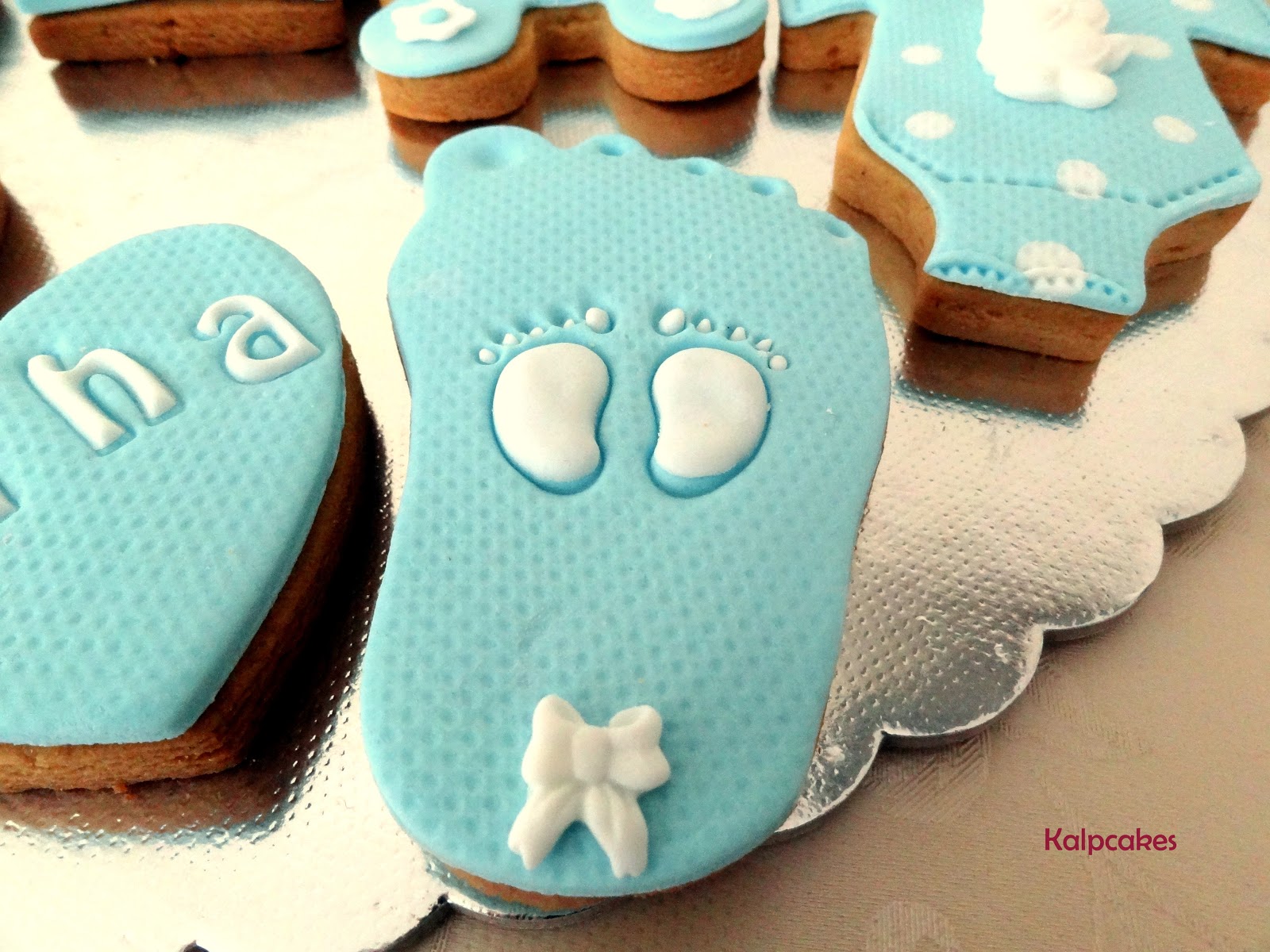 KALPCAKES Mutlu günlere butik lezzetler! Bebek KALPCAKES Mutlu günlere butik lezzetler! Bebek