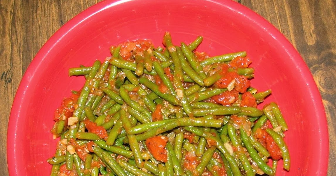 Shel's Kitchen Sauteed Green Beans with Tomatoes