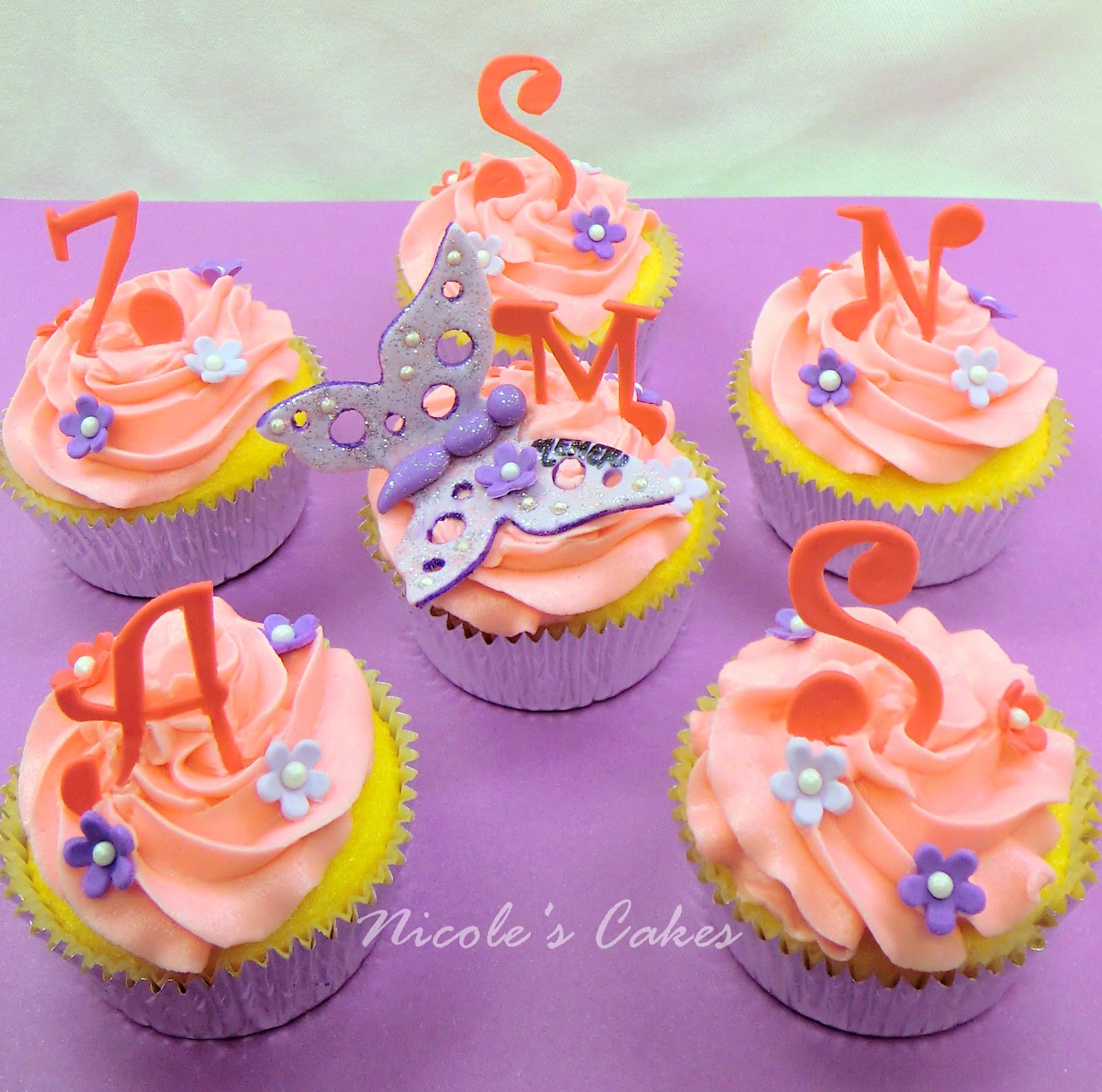 Personalized Cupcakes. Andaz Press Floral Gold Glitter Print Wedding