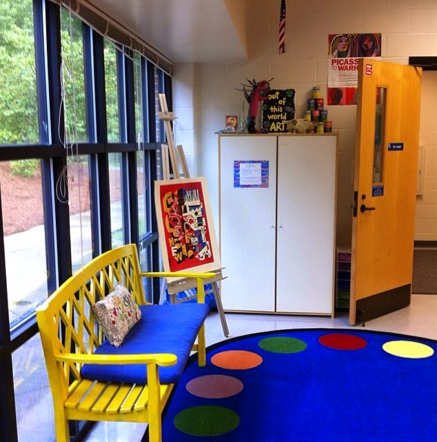 Mrs. Knight's Smartest Artists Art Room Tour